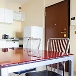 Calefati Holiday Apartamento
